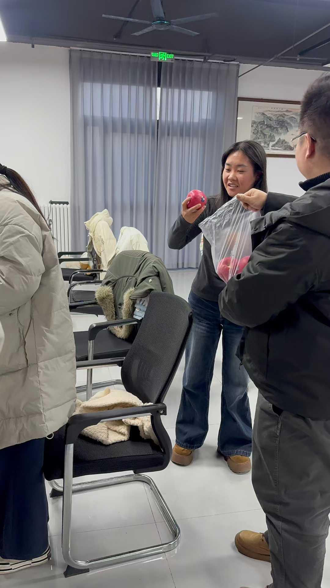 a85a35b845356d56bf7d357cd636078a